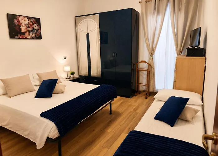 Italian House Decio Mure Terrace & Metro A Apartment *